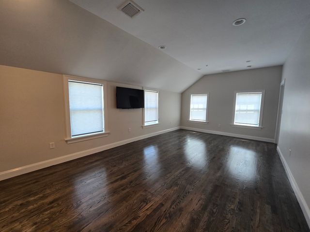 285 Saint George Street 203, Duxbury, MA 02332