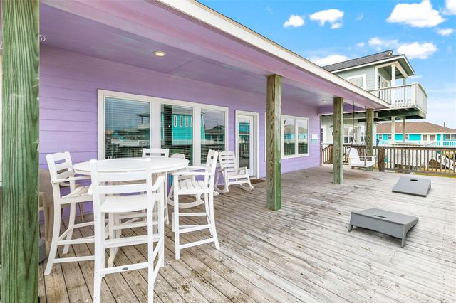 113 Mar Vista Court, Surfside Beach, TX 77541