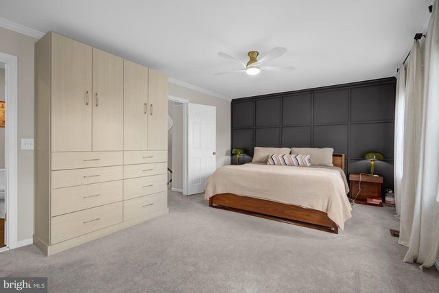 5934 MUNSON CT, Falls Church, VA 22041