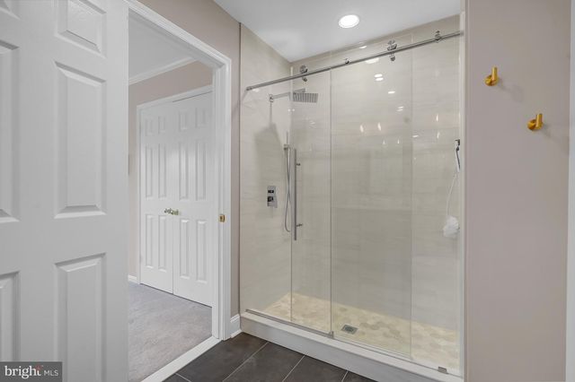 5934 MUNSON CT, Falls Church, VA 22041