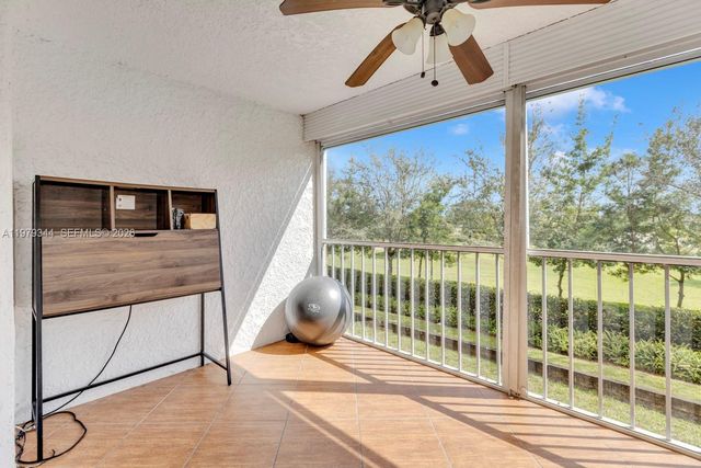 4550 NW 18th Avenue 206, Deerfield Beach, FL 33064