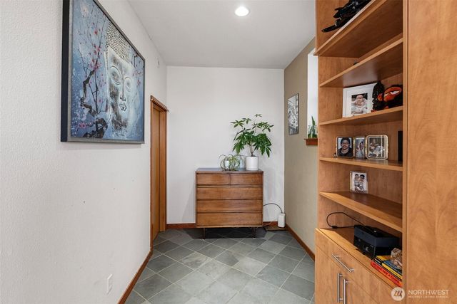 602 S Baker Street, Tacoma, WA 98402
