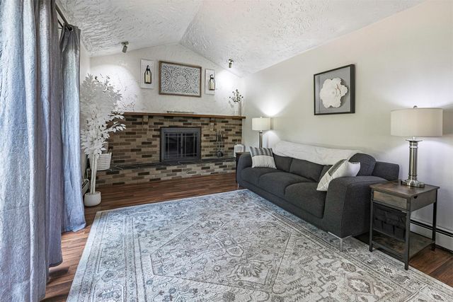 8698 HAFT Road, Erie, PA 16510