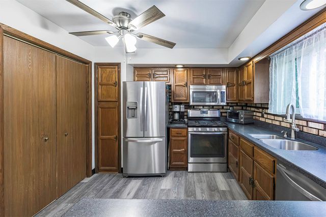 8698 HAFT Road, Erie, PA 16510
