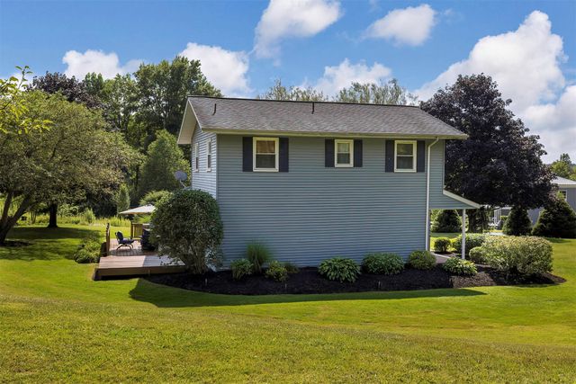 8698 HAFT Road, Erie, PA 16510