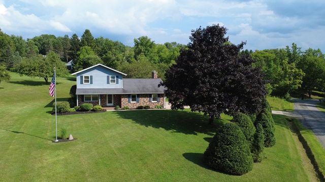 8698 HAFT Road, Erie, PA 16510