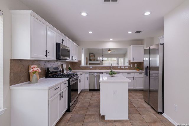 9819 GAZELLE FRD, San Antonio, TX 78251
