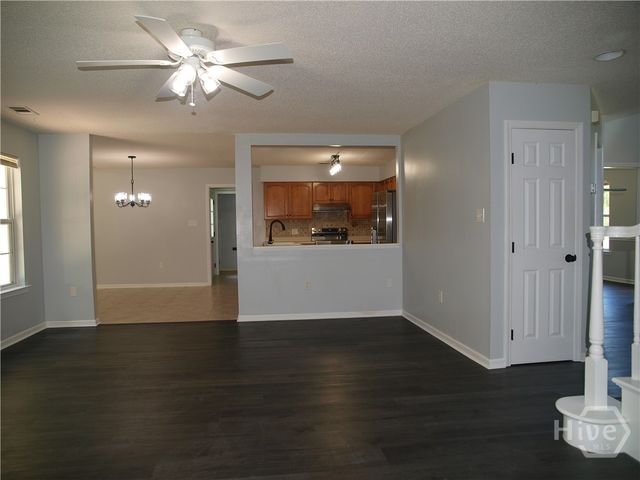 65 Shady Hill Circle, Richmond Hill, GA 31324