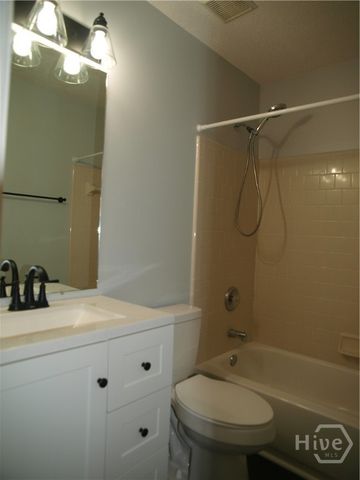 65 Shady Hill Circle, Richmond Hill, GA 31324