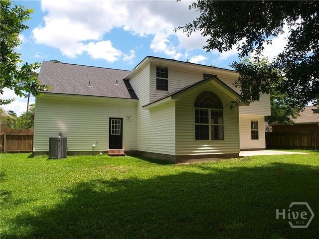 65 Shady Hill Circle, Richmond Hill, GA 31324