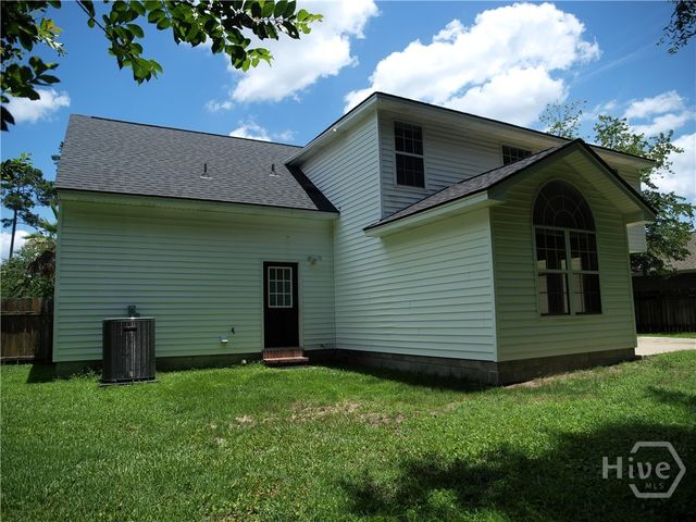 65 Shady Hill Circle, Richmond Hill, GA 31324