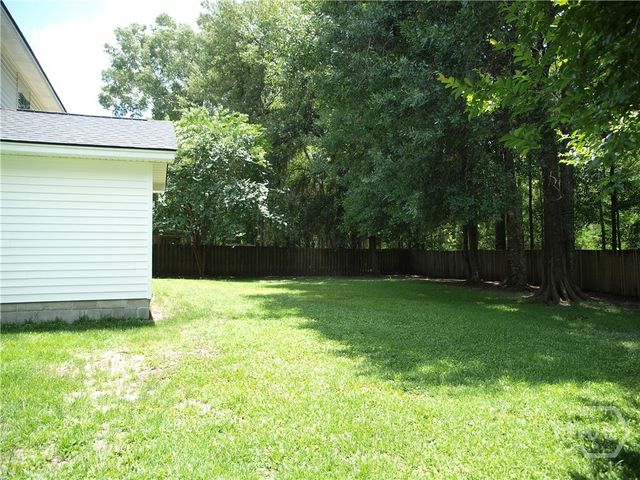 65 Shady Hill Circle, Richmond Hill, GA 31324