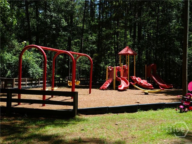 65 Shady Hill Circle, Richmond Hill, GA 31324