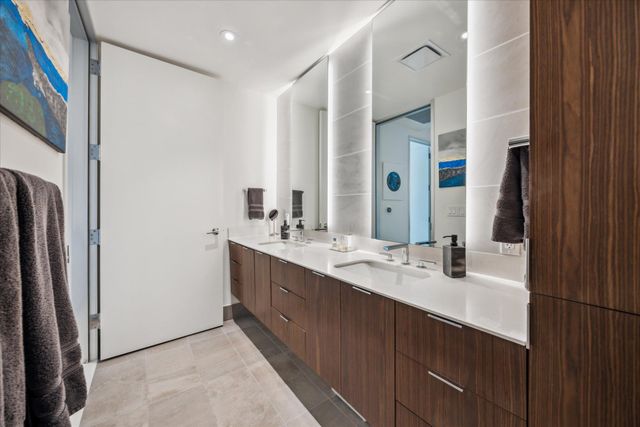 301 West Ave 1705, Austin, TX 78701
