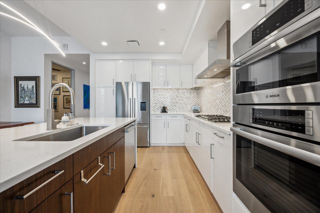 301 West Ave 1705, Austin, TX 78701