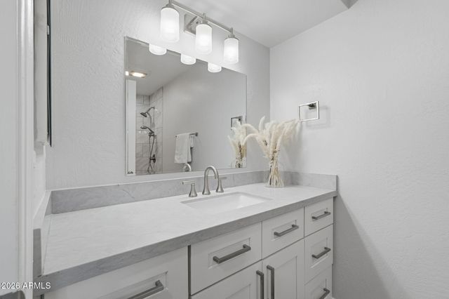 6322 N 19TH Street, Phoenix, AZ 85016