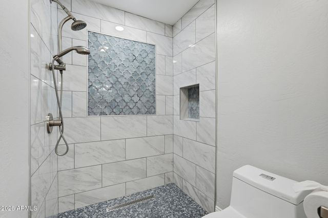 6322 N 19TH Street, Phoenix, AZ 85016