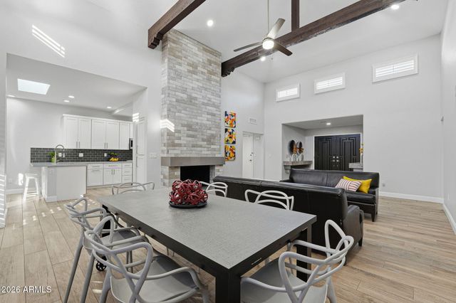 6322 N 19TH Street, Phoenix, AZ 85016