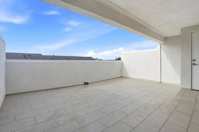 2737 Oak Road, Walnut Creek, CA 94597