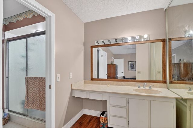 5373 Stonybrook Lane, Boynton Beach, FL 33437