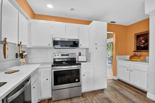 5373 Stonybrook Lane, Boynton Beach, FL 33437