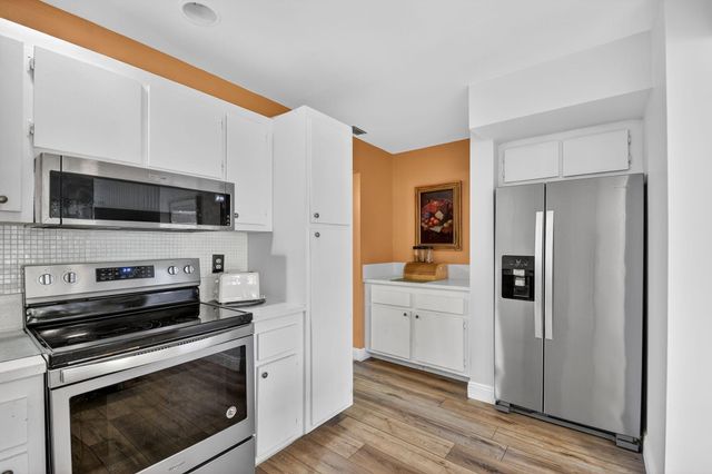 5373 Stonybrook Lane, Boynton Beach, FL 33437