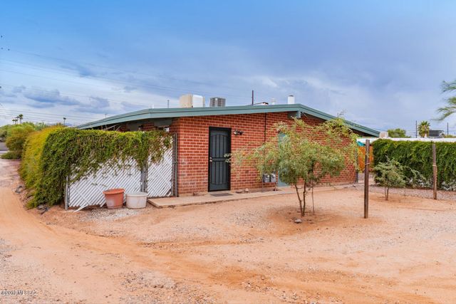 2121 N Country Club Rd Apt 9, Tucson, AZ 85716