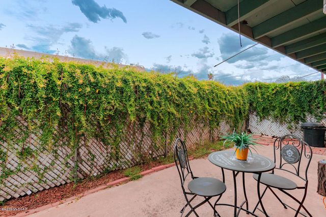 2121 N Country Club Rd Apt 9, Tucson, AZ 85716