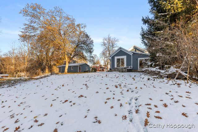 420 Riverside Drive, Portland, MI 48875