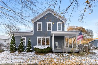 420 Riverside Drive, Portland, MI 48875