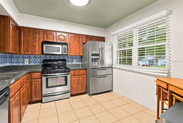 1356 LANDRY CIRCLE, Longwood, FL 32750