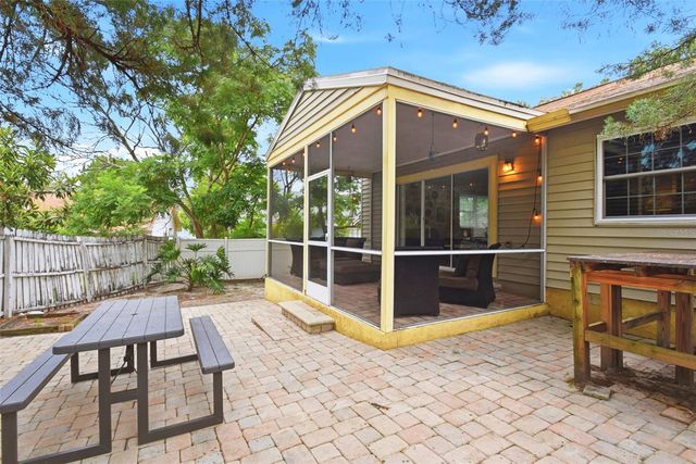 1356 LANDRY CIRCLE, Longwood, FL 32750