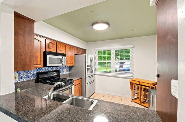 1356 LANDRY CIRCLE, Longwood, FL 32750