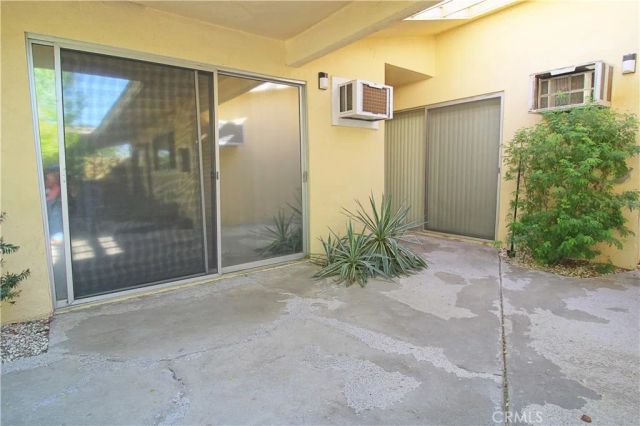 807 E Cottonwood Road 11, Palm Springs, CA 92262