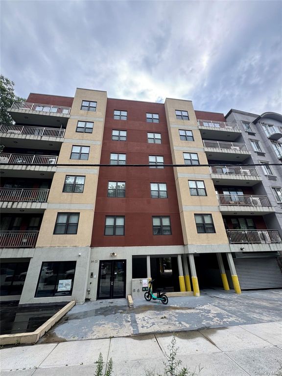 8403 Lander Street 2B, Briarwood, NY 11435