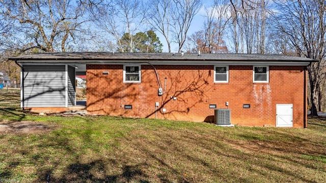 2050 Welborn Circle, Ramseur, NC 27316