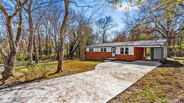 2050 Welborn Circle, Ramseur, NC 27316