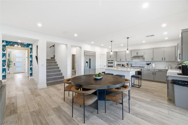 7110 Moss Hill Avenue, Las Vegas, NV 89113