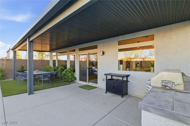 7110 Moss Hill Avenue, Las Vegas, NV 89113