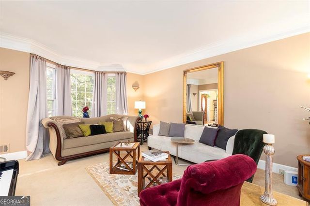 135 Lazy Laurel Chase, Roswell, GA 30076