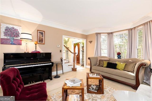 135 Lazy Laurel Chase, Roswell, GA 30076