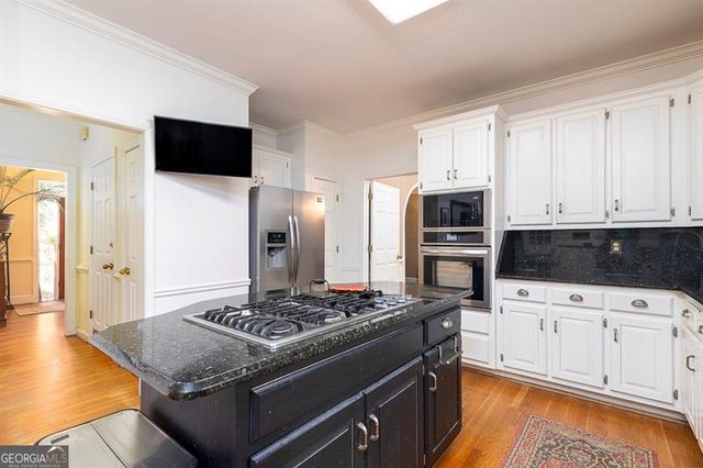 135 Lazy Laurel Chase, Roswell, GA 30076