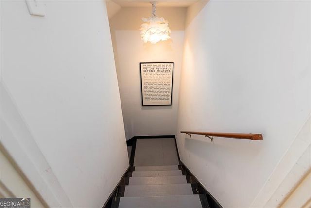 135 Lazy Laurel Chase, Roswell, GA 30076