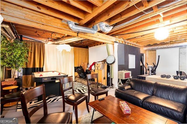 135 Lazy Laurel Chase, Roswell, GA 30076