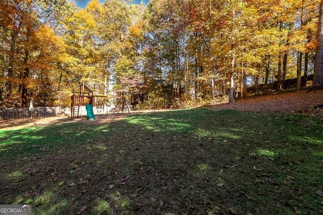 135 Lazy Laurel Chase, Roswell, GA 30076