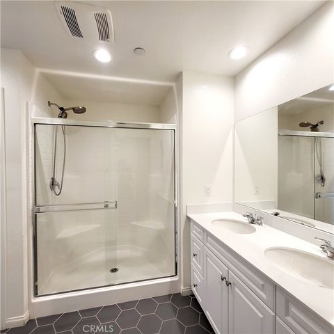 16625 Indian Summer, Victorville, CA 92395