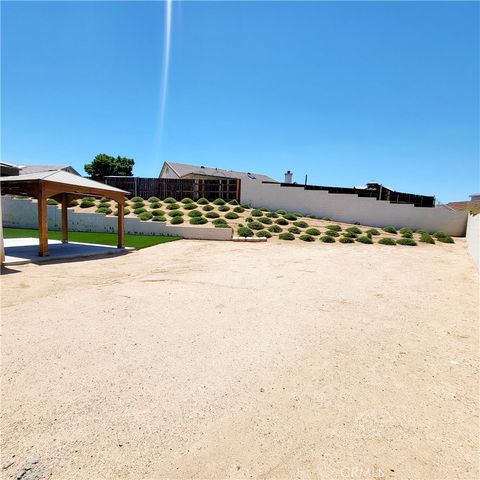 16625 Indian Summer, Victorville, CA 92395