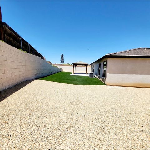 16625 Indian Summer, Victorville, CA 92395