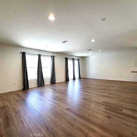16625 Indian Summer, Victorville, CA 92395