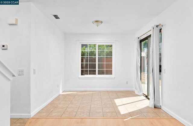 2119 Meadowlark Ln, Oakley, CA 94561
